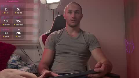 Snapshot of axel_fairchaild chatting on May 2026 01:17:02 PM Axel Fairchaild online show from May 2026 01:17:02 PM