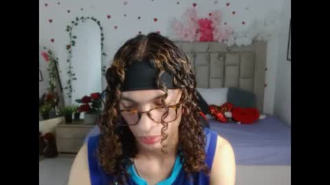 Snapshot of axel_fox7 chatting on June 2026 12:46:01 AM Axel online show from June 2026 12:46:01 AM