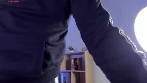 Snapshot of axel_grey_ chatting on May 2026 12:45:02 PM axel_grey_ online show from May 2026 12:45:02 PM