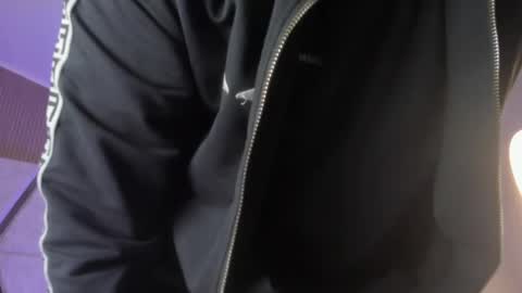 Snapshot of axel_grey_ chatting on May 2026 12:23:01 PM axel_grey_ online show from May 2026 12:23:01 PM