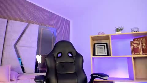 axel_grey_ online show from June 2026 12:53:01 PM