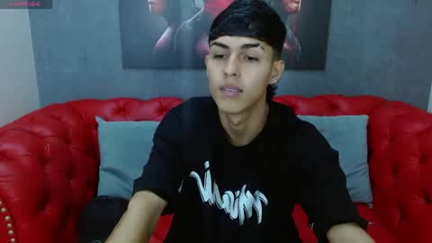 Snapshot of axel_mendoza_ chatting on June 2026 04:29:01 PM A X E L online show from June 2026 04:29:01 PM