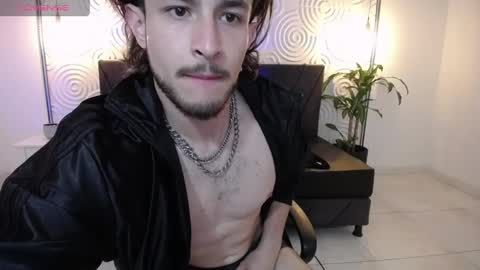 Snapshot of axel_porn_ chatting on May 2026 12:39:02 AM Axel online show from May 2026 12:39:02 AM
