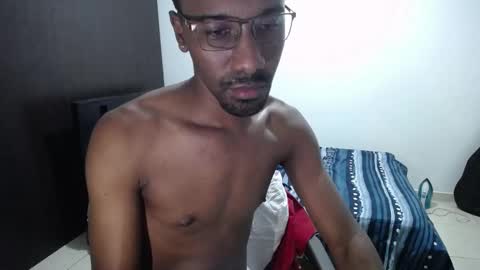 axel rios online show from November 2025 03:49:02 AM