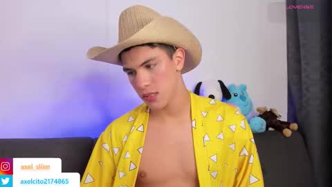 axel slim online show from November 2025 03:17:01 AM