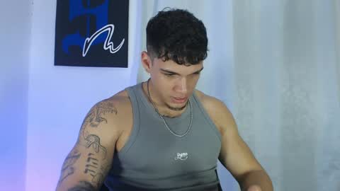 INDEPENDENT MODEL  online show from February 2025 09:37:02 PM