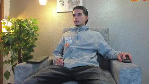 axel  online show from January 2026 11:23:02 AM