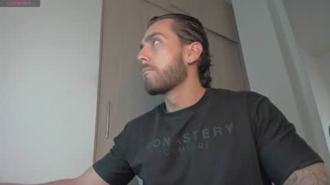 Snapshot of axelblaze_1 chatting on June 2026 01:47:01 PM axelblaze_1 online show from June 2026 01:47:01 PM