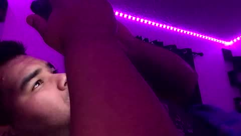 axelfigueroa2 online show from November 2025 03:49:02 AM