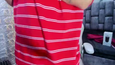 Axell Cross2 online show from February 2025 08:03:01 PM