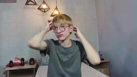 Snapshot of axell_stone chatting on June 2026 08:55:02 PM axell_stone online show from June 2026 08:55:02 PM