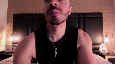 Axel Thompsom online show from November 2025 11:31:01 AM