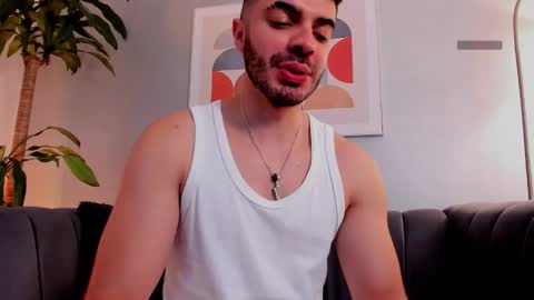 Axel Thompsom online show from November 2025 11:47:02 AM