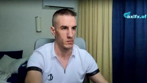 Axl online show from April 2026 08:37:01 PM