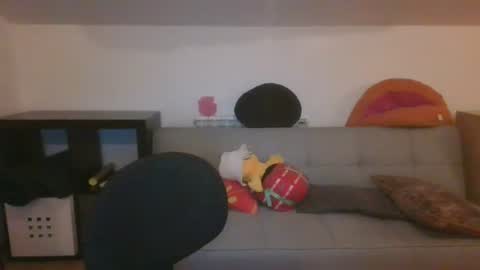 Snapshot of axuepetitt chatting on August 2026 07:39:01 PM axue online show from August 2026 07:39:01 PM