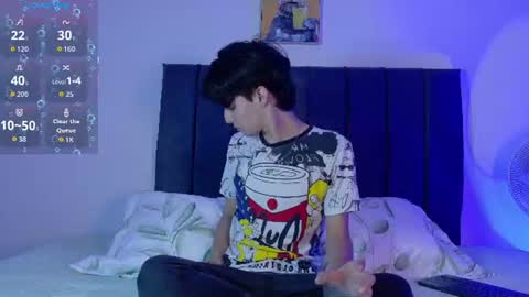 Snapshot of axxxel_twink chatting on June 2026 02:45:01 AM Axxxel online show from June 2026 02:45:01 AM