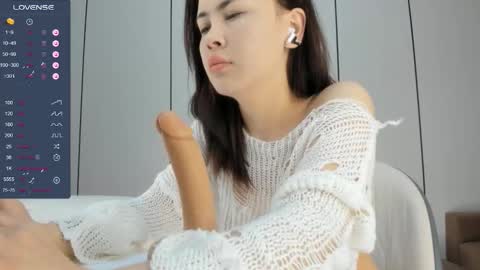 Aya online show from November 2025 02:40:02 PM