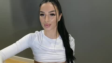 Ayabellle online show from January 2025 11:50:01 PM