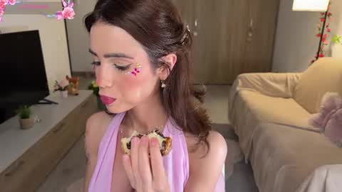 Alya online show from May 2026 06:53:01 PM