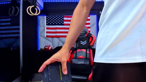 Ayden Miller online show from April 2026 04:54:01 AM