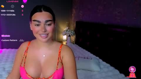  Ayla Demir  online show from November 2025 10:59:02 PM