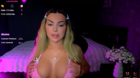  Ayla Demir  online show from March 2026 09:58:02 PM