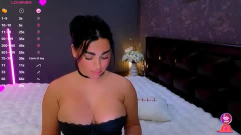 Ayla online show from October 2025 07:47:01 PM
