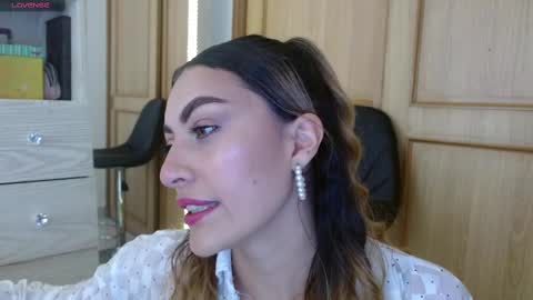 AYLEEN    online show from September 2025 06:51:02 PM