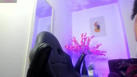 Ayliinn  online show from March 2026 08:19:01 AM