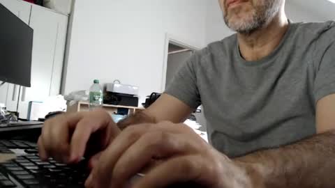 Snapshot of aylinniyerim chatting on July 2026 01:40:02 PM aylinniyerim online show from July 2026 01:40:02 PM