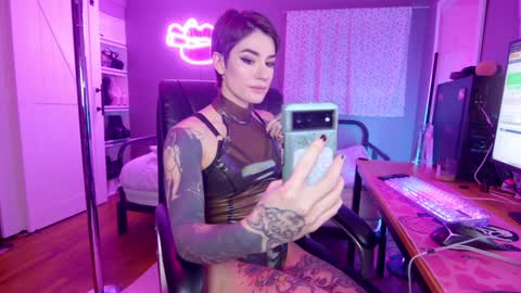 Snapshot of aynmarie chatting on March 2025 12:33:02 AM mia rand online show from March 2025 12:33:02 AM