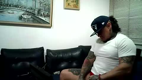 Snapshot of ayrton_naffah2 chatting on January 2026 04:27:01 AM Ayrton naffah2 online show from January 2026 04:27:01 AM