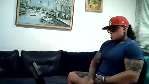 Ayrton naffah2 online show from April 2026 07:31:02 PM