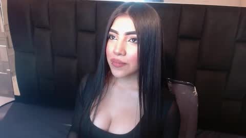 Aysel online show from October 2025 06:08:02 PM