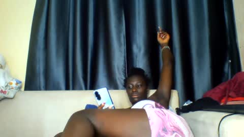 Snapshot of azaelia_iris chatting on June 2026 07:04:02 PM azaelia_iris online show from June 2026 07:04:02 PM