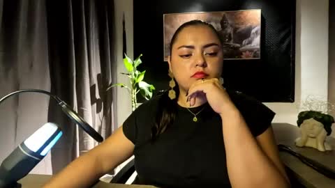 Goddess Azara online show from May 2026 06:27:02 PM