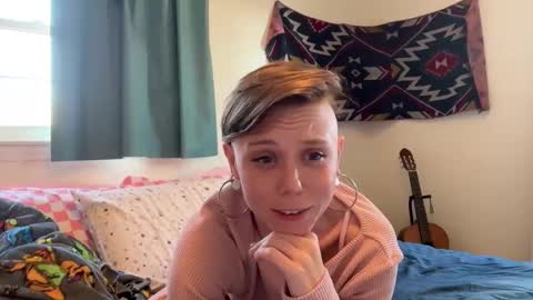 Snapshot of azeraika chatting on November 2025 05:34:02 PM Azerai online show from November 2025 05:34:02 PM