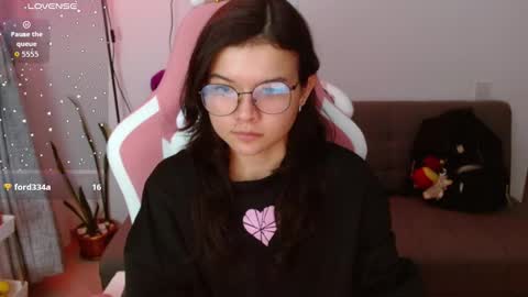 Azu  online show from March 2026 02:28:01 AM