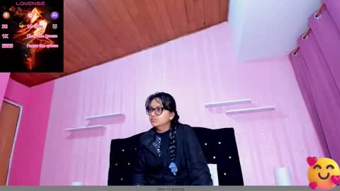 Snapshot of azul_moon chatting on September 2025 03:41:02 AM azul_moon online show from September 2025 03:41:02 AM