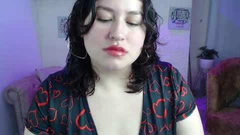 Snapshot of azul_veraa chatting on April 2026 12:29:02 PM Azul online show from April 2026 12:29:02 PM