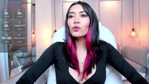 Azura online show from January 2025 07:53:02 PM