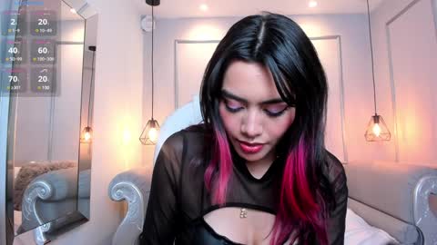 Azura online show from January 2025 10:43:01 PM