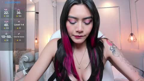 Azura online show from February 2025 07:14:01 PM