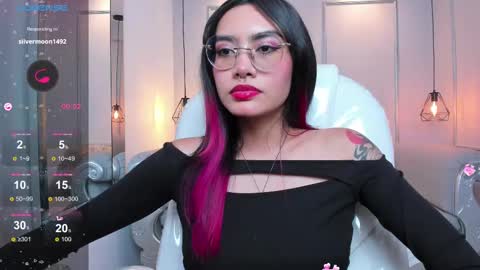 Azura online show from March 2025 10:43:01 PM