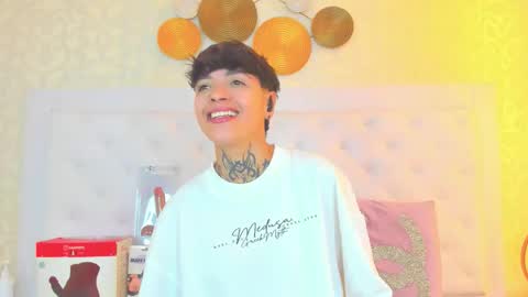 Anny online show from November 2025 03:39:02 AM