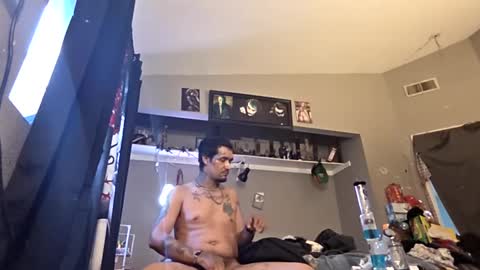 Snapshot of b_ill6669 chatting on September 2025 02:07:02 PM bill9and1half online show from September 2025 02:07:02 PM