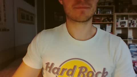 Snapshot of babacoolmagic chatting on January 2025 02:33:02 PM babacoolmagic online show from January 2025 02:33:02 PM