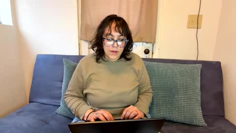 Snapshot of baby_bluu chatting on March 2026 01:27:02 AM blue online show from March 2026 01:27:02 AM