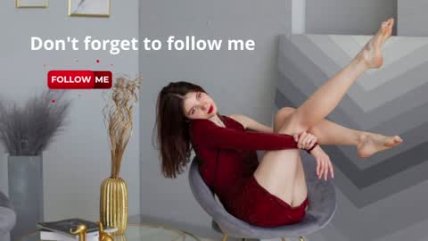 Evalena maybe just Eva online show from December 2024 07:42:01 AM