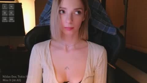 baby gopn1k online show from December 2025 05:14:01 AM